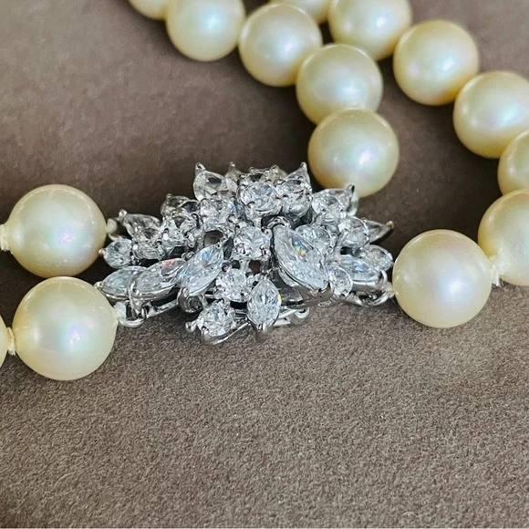 Vintage Fantasia By DeSerio Double Strand Simulated Pearl Necklace With … - Picture 10 of 15